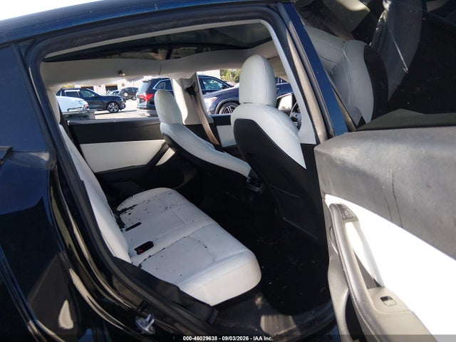 Продажа на аукционе авто 2021 Tesla Model Y Performance Dual Motor All-wheel Drive, vin: 5YJYGDEF7MF252709, номер лота: 46029638