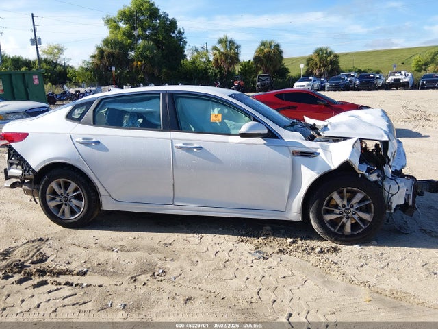 Aukcja sprzedaży 2017 Kia Optima Lx, vin: 5XXGT4L3XHG128274, numer aukcji: 46029701