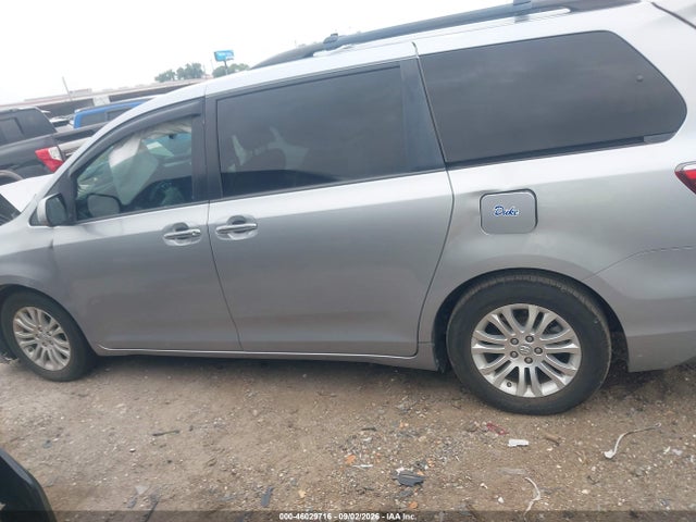 Aukcja sprzedaży 2017 Toyota Sienna Xle 8 Passenger, vin: 5TDYZ3DC6HS844227, numer aukcji: 46029716