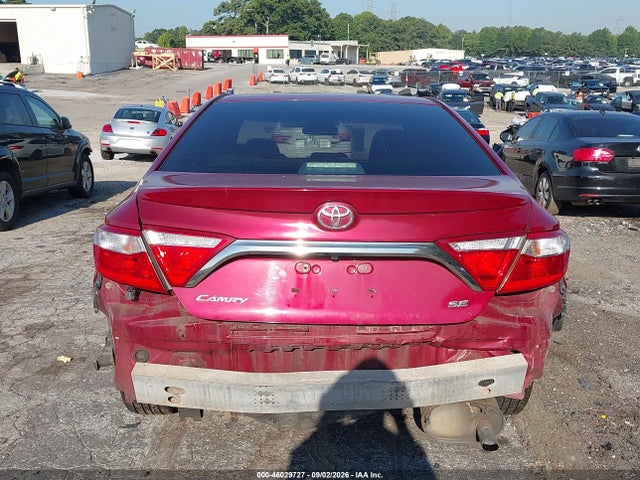 46029727 :رقم المزاد ، 4T1BF1FK5HU673288 vin ، 2017 Toyota Camry Se مزاد بيع