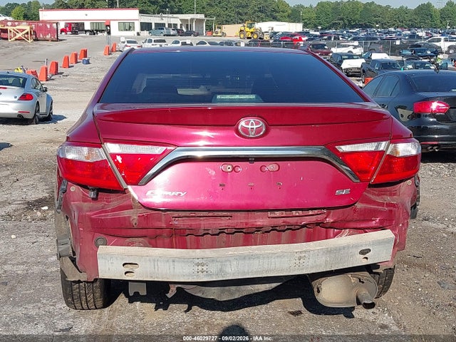 46029727 :رقم المزاد ، 4T1BF1FK5HU673288 vin ، 2017 Toyota Camry Se مزاد بيع
