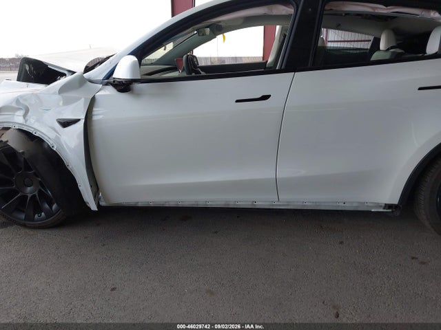 7SAYGDEE0NF487643 Tesla Model Y Long Range Dual Motor All-wheel Drive