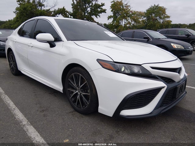 46029762 :رقم المزاد ، 4T1G11AK3RU882896 vin ، 2024 Toyota Camry Se مزاد بيع