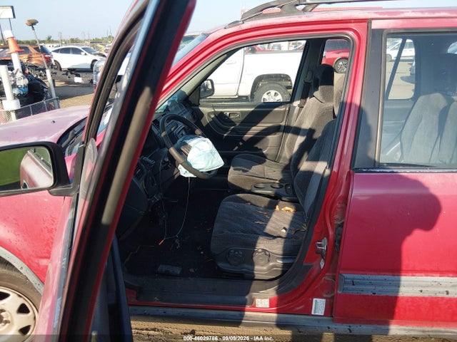 46029786 :رقم المزاد ، JHLRD2848XC015288 vin ، 1999 Honda Cr-v Lx مزاد بيع