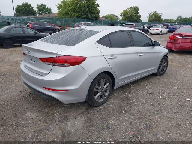 Hyundai ELANTRA SEL 2018 5NPD84LFXJH332338 Image 4