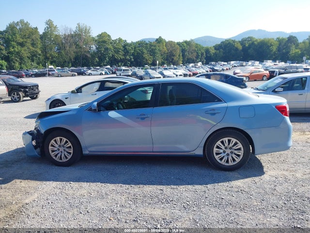 2014 Toyota Camry Le მანქანა იყიდება აუქციონზე, vin: 4T4BF1FK3ER366848, აუქციონის ნომერი: 46029891