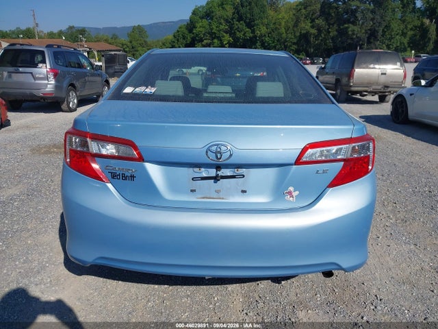 2014 Toyota Camry Le მანქანა იყიდება აუქციონზე, vin: 4T4BF1FK3ER366848, აუქციონის ნომერი: 46029891