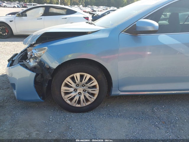 2014 Toyota Camry Le მანქანა იყიდება აუქციონზე, vin: 4T4BF1FK3ER366848, აუქციონის ნომერი: 46029891