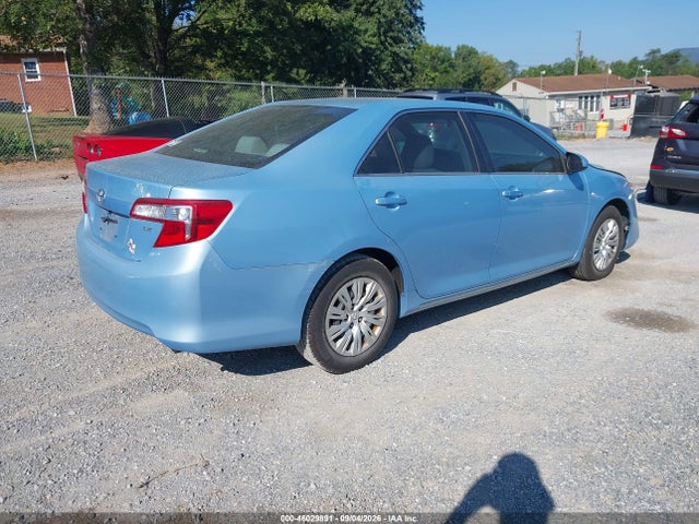 2014 Toyota Camry Le მანქანა იყიდება აუქციონზე, vin: 4T4BF1FK3ER366848, აუქციონის ნომერი: 46029891