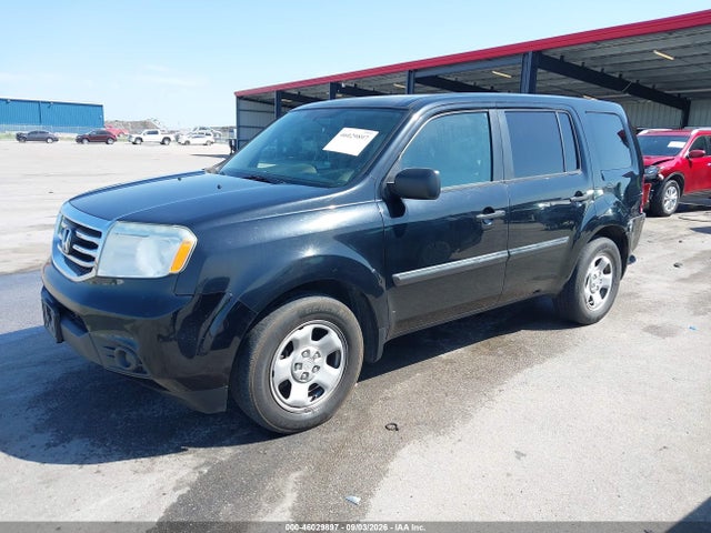 Honda PILOT LX 2015 5FNYF4H21FB047644 Image 2