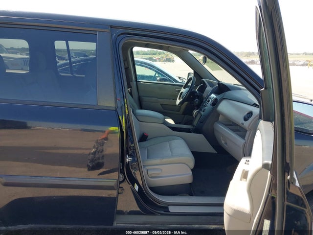 Honda PILOT LX 2015 5FNYF4H21FB047644 Image 5