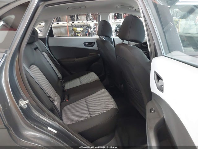 46029910 :رقم المزاد ، KM8K1CAA7LU407739 vin ، 2020 Hyundai Kona Se مزاد بيع