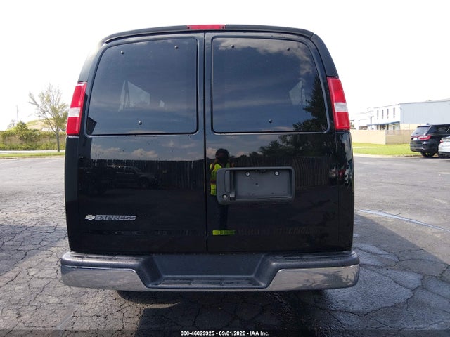 2018 Chevrolet Express 3500 Lt მანქანა იყიდება აუქციონზე, vin: 1GAZGPFGXJ1273970, აუქციონის ნომერი: 46029925