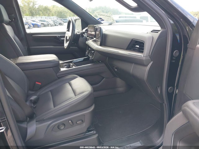 Продаж на аукціоні авто 2026 Chevrolet Suburban Z71, 4wd, vin: 1GNS6DKDXTR321842, номер лоту: 46029945