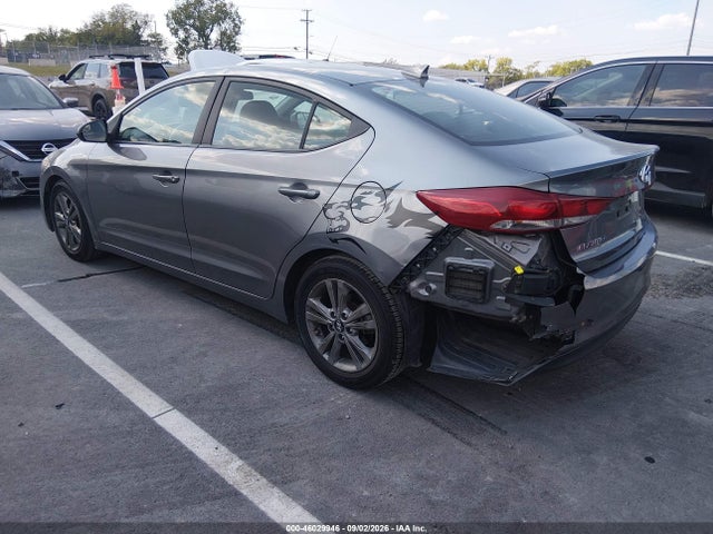 Продажа на аукционе авто 2018 Hyundai Elantra Sel, vin: 5NPD84LF1JH241104, номер лота: 46029946