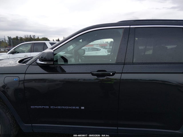 Jeep Grand Cherokee 4xe 2024 1C4RJYB67RC116540 Image 15