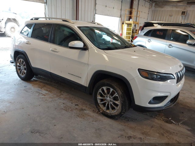 46030079 :رقم المزاد ، 1C4PJMLB9KD182549 vin ، 2019 Jeep Cherokee Latitude Plus 4x4 مزاد بيع