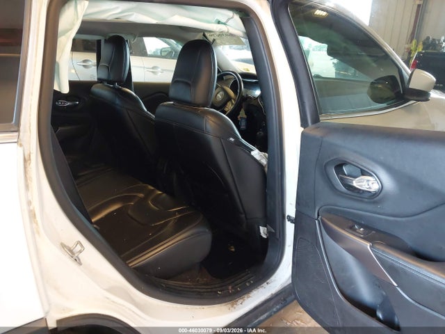 46030079 :رقم المزاد ، 1C4PJMLB9KD182549 vin ، 2019 Jeep Cherokee Latitude Plus 4x4 مزاد بيع