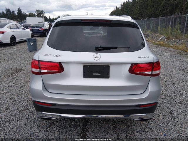 2018 Mercedes-benz Glc 300 4matic მანქანა იყიდება აუქციონზე, vin: WDC0G4KB8JV014793, აუქციონის ნომერი: 46030080