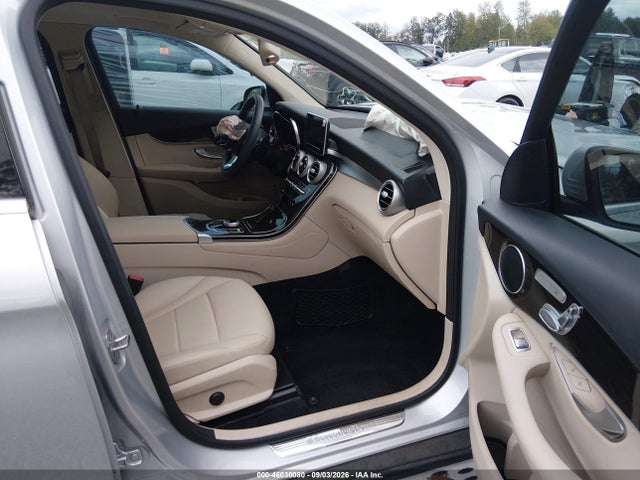 2018 Mercedes-benz Glc 300 4matic მანქანა იყიდება აუქციონზე, vin: WDC0G4KB8JV014793, აუქციონის ნომერი: 46030080