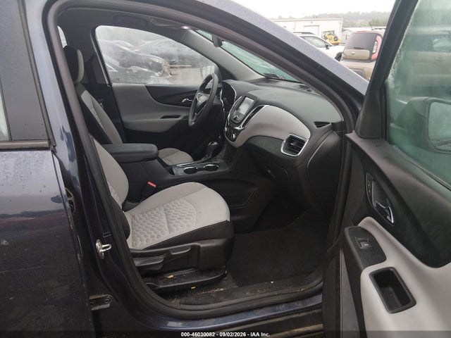 3GNAXHEV1JL317543 Chevrolet EQUINOX LS