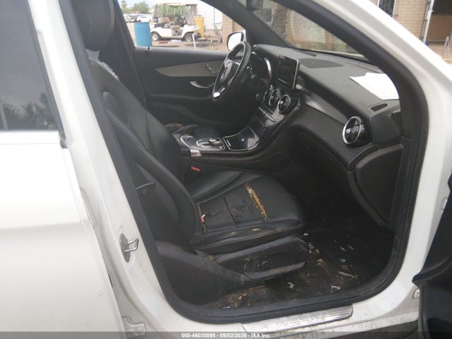WDC0G4JB8HF135023 Mercedes-Benz GLC 300