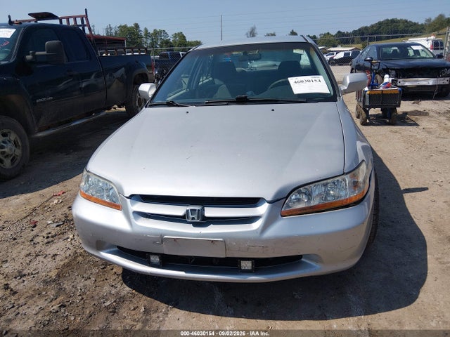 46030154 :رقم المزاد ، 1HGCG6658XA027399 vin ، 1999 Honda Accord Lx مزاد بيع