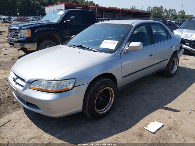 46030154 :رقم المزاد ، 1HGCG6658XA027399 vin ، 1999 Honda Accord Lx مزاد بيع