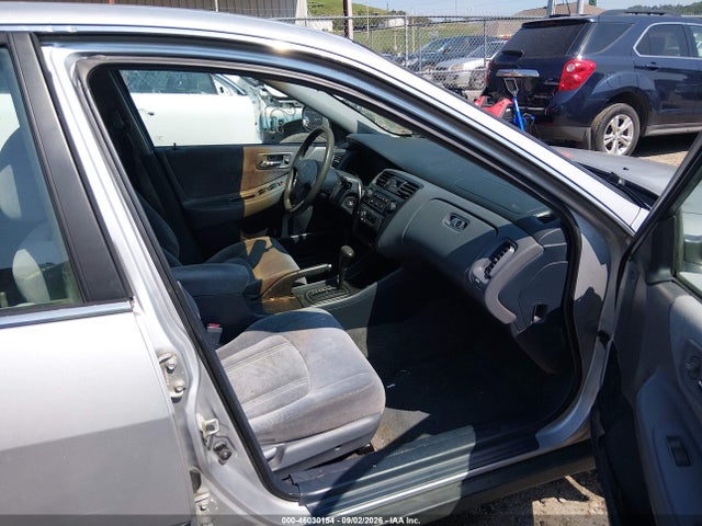 46030154 :رقم المزاد ، 1HGCG6658XA027399 vin ، 1999 Honda Accord Lx مزاد بيع
