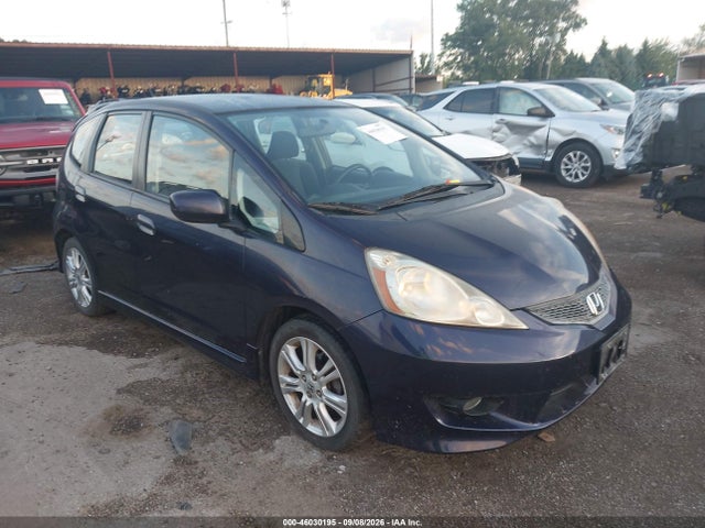 46030195 :رقم المزاد ، JHMGE8H45AC016554 vin ، 2010 Honda Fit Sport مزاد بيع