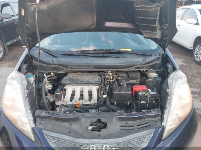 46030195 :رقم المزاد ، JHMGE8H45AC016554 vin ، 2010 Honda Fit Sport مزاد بيع