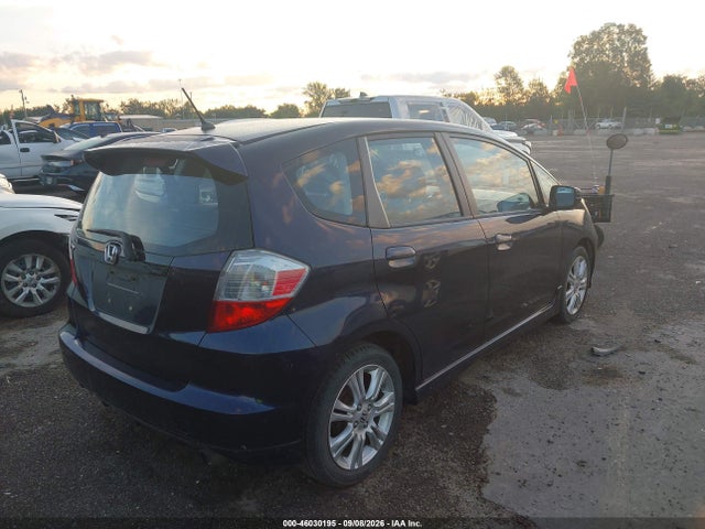 46030195 :رقم المزاد ، JHMGE8H45AC016554 vin ، 2010 Honda Fit Sport مزاد بيع