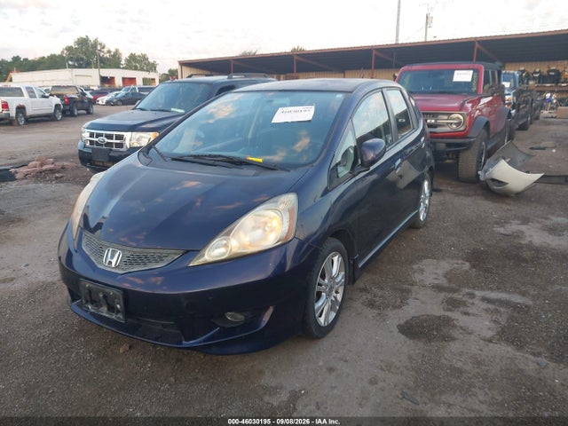 46030195 :رقم المزاد ، JHMGE8H45AC016554 vin ، 2010 Honda Fit Sport مزاد بيع