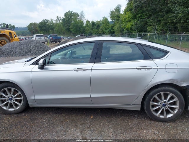 46030218 :رقم المزاد ، 3FA6P0HD9HR107790 vin ، 2017 Ford Fusion Se مزاد بيع