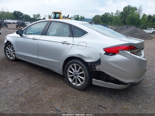 46030218 :رقم المزاد ، 3FA6P0HD9HR107790 vin ، 2017 Ford Fusion Se مزاد بيع