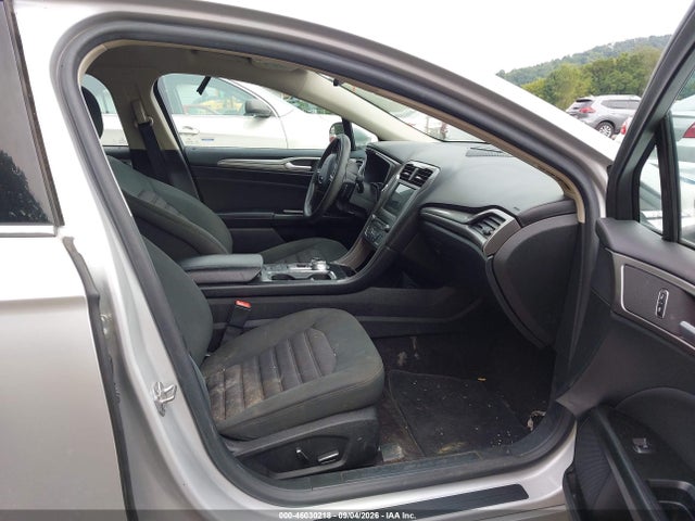 46030218 :رقم المزاد ، 3FA6P0HD9HR107790 vin ، 2017 Ford Fusion Se مزاد بيع