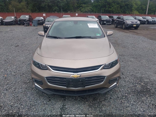 46030225 :رقم المزاد ، 1G1ZD5ST1JF210940 vin ، 2018 Chevrolet Malibu Lt مزاد بيع