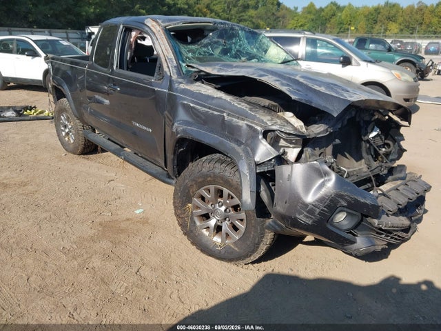 Aukcja sprzedaży 2016 Toyota Tacoma Sr5 V6, vin: 5TFSZ5AN0GX002645, numer aukcji: 46030238