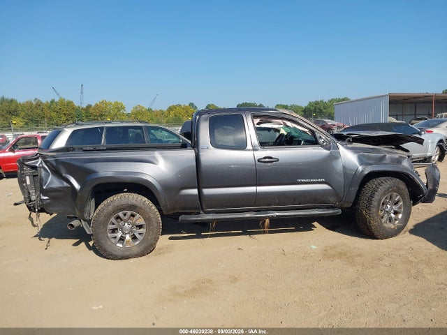 Продажа на аукционе авто 2016 Toyota Tacoma Sr5 V6, vin: 5TFSZ5AN0GX002645, номер лота: 46030238
