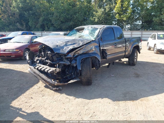 Продажа на аукционе авто 2016 Toyota Tacoma Sr5 V6, vin: 5TFSZ5AN0GX002645, номер лота: 46030238