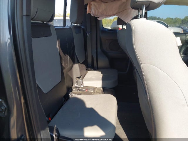 Продажа на аукционе авто 2016 Toyota Tacoma Sr5 V6, vin: 5TFSZ5AN0GX002645, номер лота: 46030238