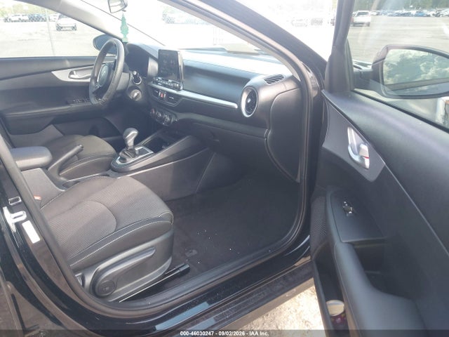 Продажа на аукционе авто 2024 Kia Forte Lxs, vin: 3KPF24AD9RE762048, номер лота: 46030247