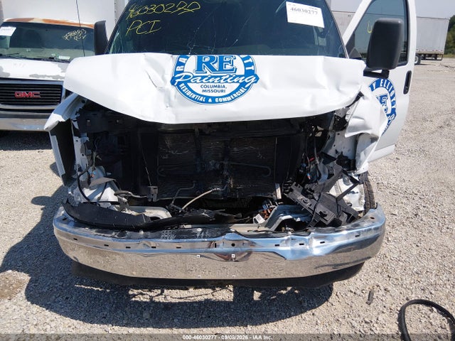 46030277 :رقم المزاد ، 1GB0GRFG3L1227920 vin ، 2020 Chevrolet Express Cutaway Work Van مزاد بيع