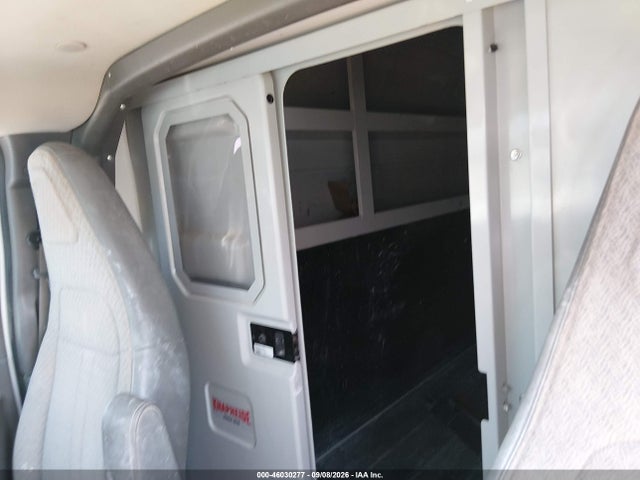 46030277 :رقم المزاد ، 1GB0GRFG3L1227920 vin ، 2020 Chevrolet Express Cutaway Work Van مزاد بيع