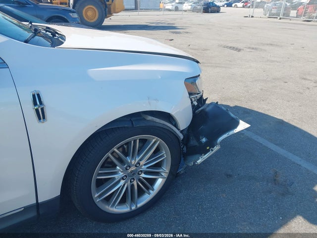2019 Lincoln Mkt Reserve მანქანა იყიდება აუქციონზე, vin: 2LMHJ5AT2KBL02221, აუქციონის ნომერი: 46030289