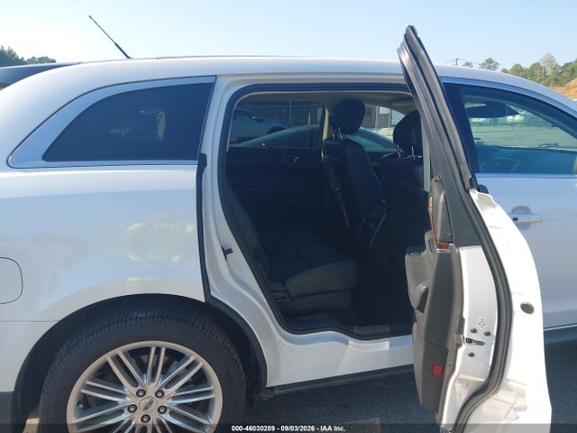 2019 Lincoln Mkt Reserve მანქანა იყიდება აუქციონზე, vin: 2LMHJ5AT2KBL02221, აუქციონის ნომერი: 46030289