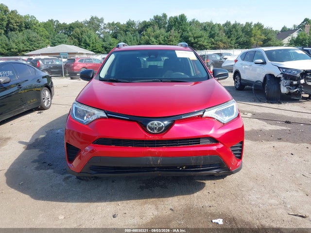 46030321 :رقم المزاد ، JTMBFREV9HJ121616 vin ، 2017 Toyota Rav4 Le مزاد بيع