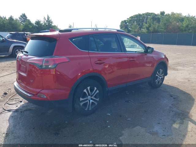 46030321 :رقم المزاد ، JTMBFREV9HJ121616 vin ، 2017 Toyota Rav4 Le مزاد بيع