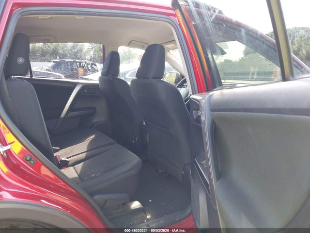 46030321 :رقم المزاد ، JTMBFREV9HJ121616 vin ، 2017 Toyota Rav4 Le مزاد بيع