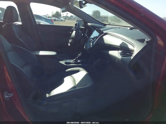 1G1ZD5ST4MF049522 Chevrolet MALIBU LT